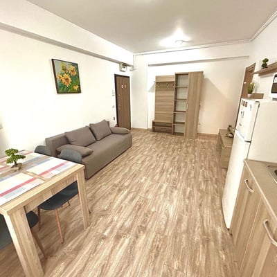 Rental of a comfortable 2-room apartment, 55 m², Mamaia district, Constanța, Romania